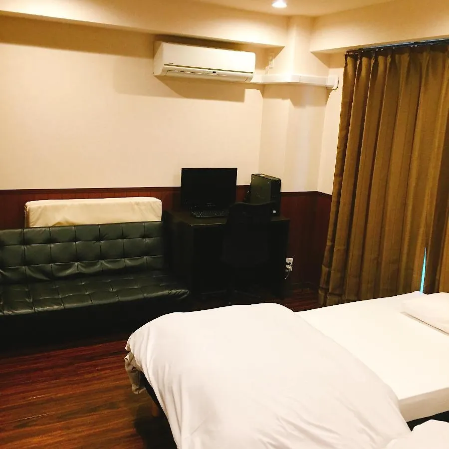 Aparthotel Guest House Sanjyotakakura Hibiki Kjóto
